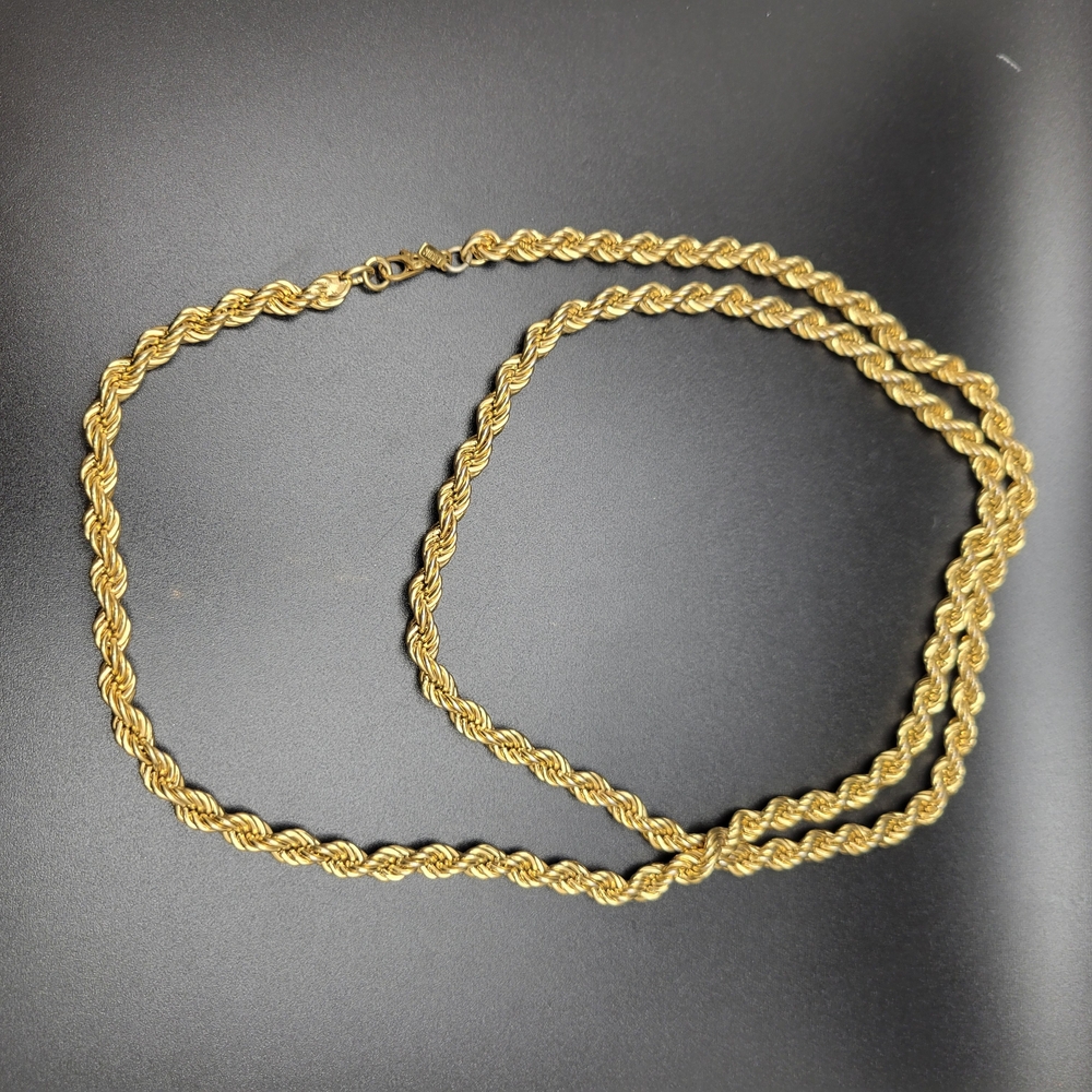 Vintage Monet Gold-Tone Rope Chain Necklace - Picture 7 of 8
